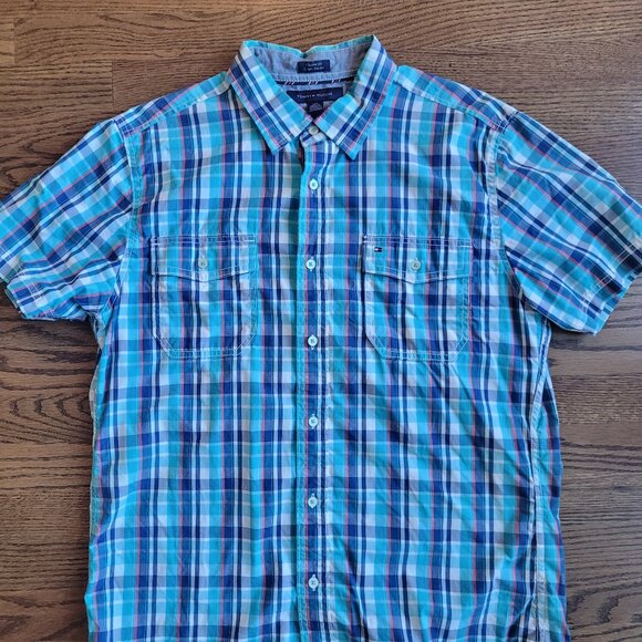 Tommy Hilfiger Plain Blue Short Sleeve Button Down Shirt Large L - Picture 2 of 5